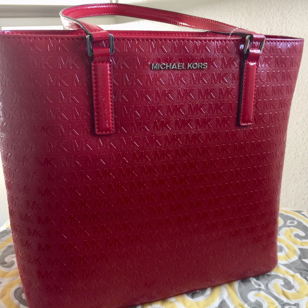 NWT Michael Kors Morgan CHILI MD PKT M-FUNCTIONAL